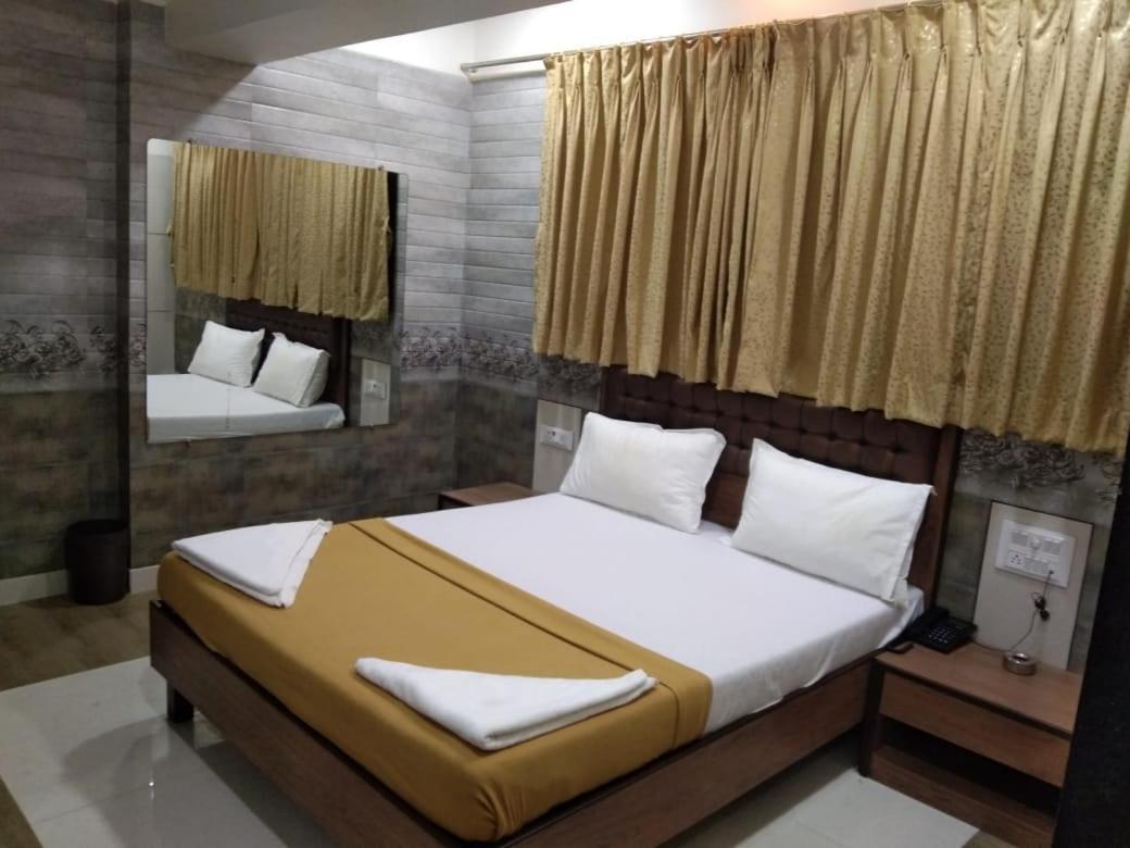Hotel Royal Residency 뭄바이 외부 사진